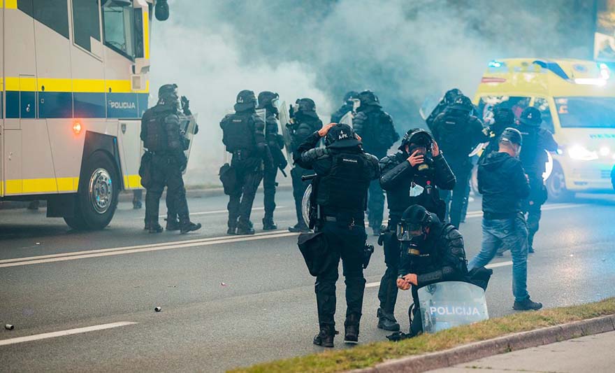 protest slovenija.jpg